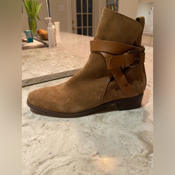 Camel colour suede See By Chloe booties - Picture 4 of 4